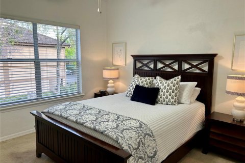 Condo in Tampa, Florida, 2 bedrooms  № 1882859 - photo 24