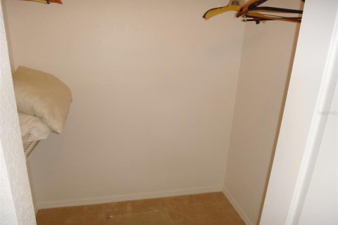 Condo in Tampa, Florida, 2 bedrooms  № 1882859 - photo 21