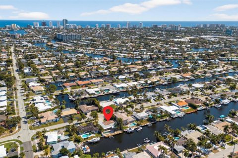 Casa en venta en Pompano Beach, Florida, 2 dormitorios, 137.96 m2 № 2084988 - foto 3