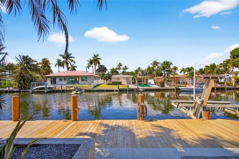 Casa en Pompano Beach, Florida 2 dormitorios, 137.96 m2 № 2084988