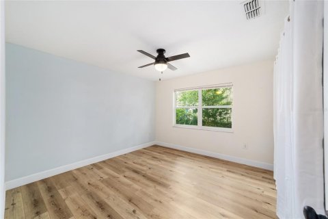 House in Ocala, Florida 2 bedrooms, 104.33 sq.m. № 2225773 - photo 3