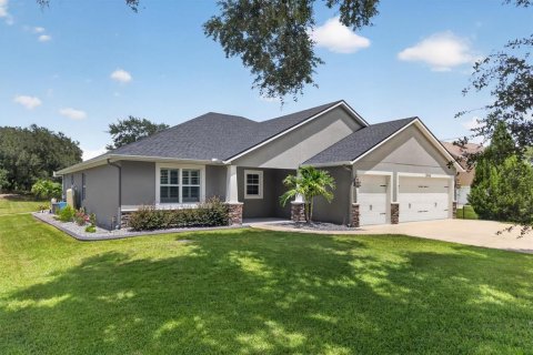 House in Orlando, Florida 4 bedrooms, 278.71 sq.m. № 2324563 - photo 4