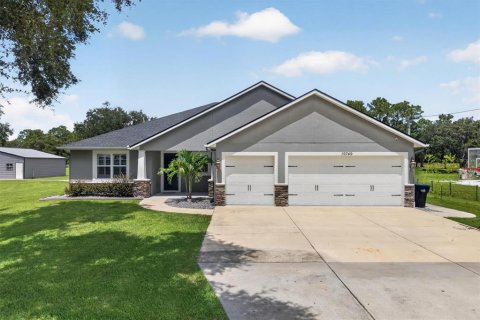 House in Orlando, Florida 4 bedrooms, 278.71 sq.m. № 2324563 - photo 3