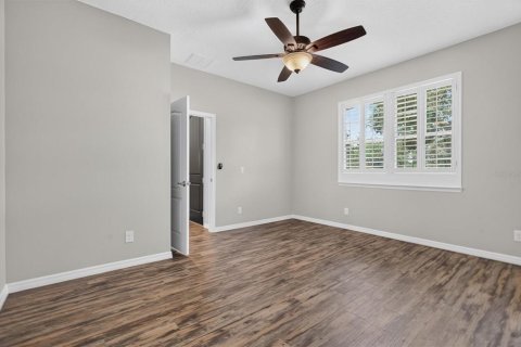 House in Orlando, Florida 4 bedrooms, 278.71 sq.m. № 2324563 - photo 30