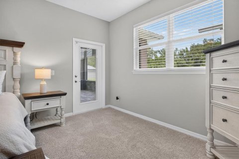 House in Orlando, Florida 4 bedrooms, 278.71 sq.m. № 2324563 - photo 18