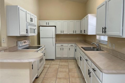 Villa ou maison à vendre à North Port, Floride: 4 chambres, 147.9 m2 № 2411419 - photo 4