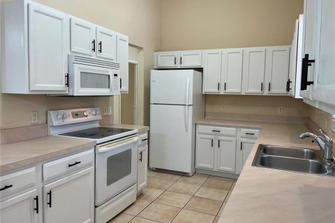 Villa ou maison à vendre à North Port, Floride: 4 chambres, 147.9 m2 № 2411419 - photo 5