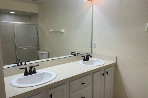 Villa ou maison à vendre à North Port, Floride: 4 chambres, 147.9 m2 № 2411419 - photo 10