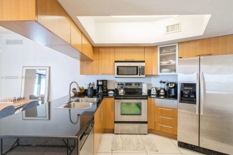 Copropriété à vendre à Miami, Floride: 2 chambres, 97.36 m2 № 2257195 - photo 5