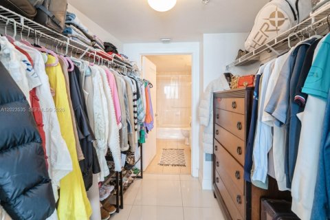 Copropriété à vendre à Miami, Floride: 2 chambres, 97.36 m2 № 2257195 - photo 9