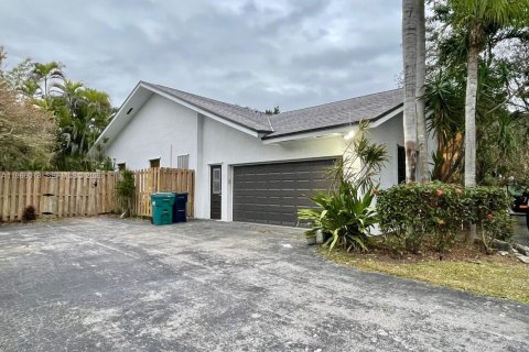 Villa ou maison à louer à Palmetto Bay, Floride: 4 chambres, 286.05 m2 № 2027880 - photo 21