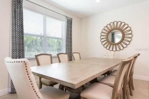 Villa ou maison à vendre à Kissimmee, Floride: 5 chambres, 276.66 m2 № 2112658 - photo 4