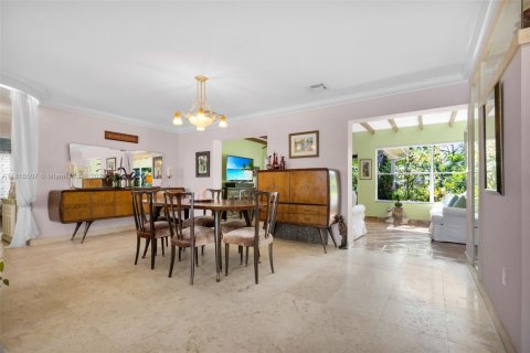 House in Palm Beach Gardens, Florida 3 bedrooms, 232.35 sq.m. № 1775858 - photo 9