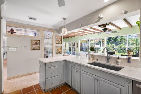 House in Palm Beach Gardens, Florida 3 bedrooms, 232.35 sq.m. № 1775858 - photo 18