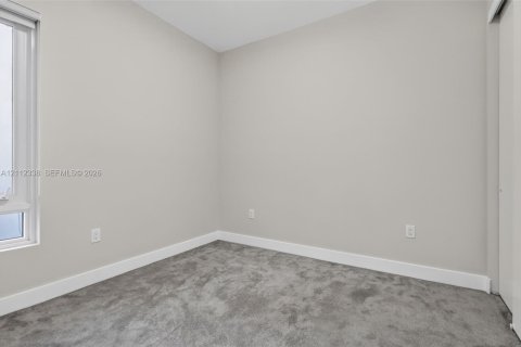 Condo in Doral, Florida, 3 bedrooms in LANDMARK  № 2431320 - photo 19