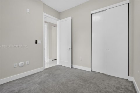 Condo in Doral, Florida, 3 bedrooms in LANDMARK  № 2431320 - photo 18