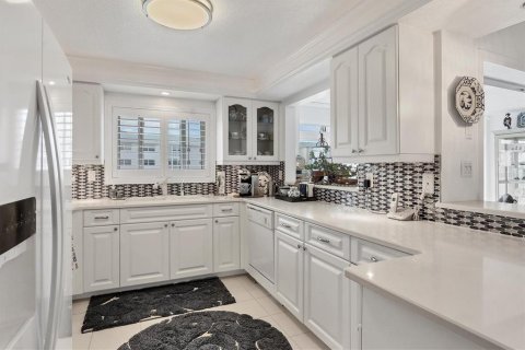 Condo in Punta Gorda, Florida, 3 bedrooms  № 1876812 - photo 22