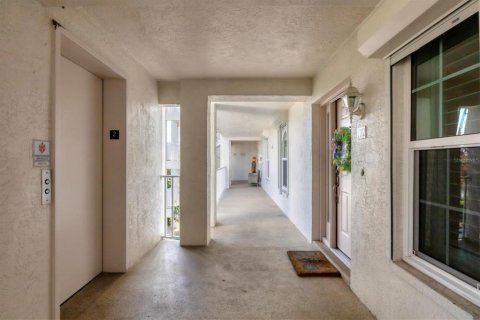 Condo in Punta Gorda, Florida, 3 bedrooms  № 1876812 - photo 9