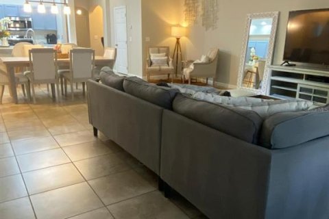 Adosado en alquiler en Kissimmee, Florida, 3 dormitorios, 187.01 m2 № 1843414 - foto 16