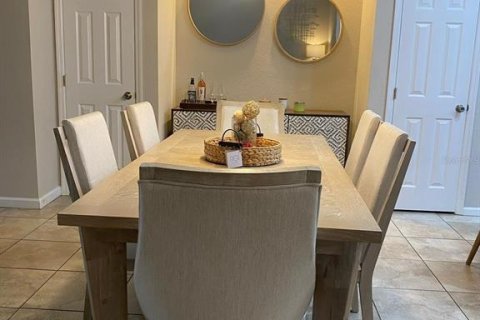 Adosado en alquiler en Kissimmee, Florida, 3 dormitorios, 187.01 m2 № 1843414 - foto 8