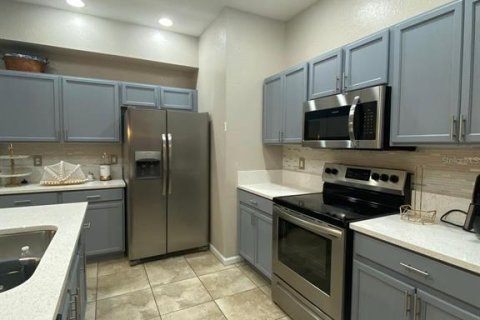 Adosado en alquiler en Kissimmee, Florida, 3 dormitorios, 187.01 m2 № 1843414 - foto 6