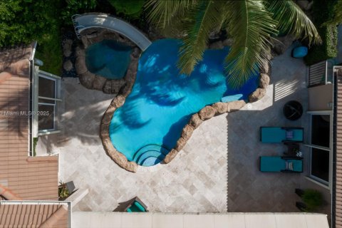 Снять в аренду виллу или дом в Уэстон, Флорида 5 спален, 356.19м2, № 1822202 - фото 27