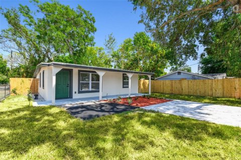 Casa en venta en Tampa, Florida, 3 dormitorios, 117.06 m2 № 1666919 - foto 5