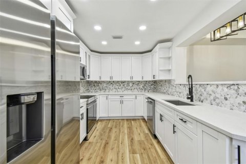 Casa en venta en Tampa, Florida, 3 dormitorios, 117.06 m2 № 1666919 - foto 20