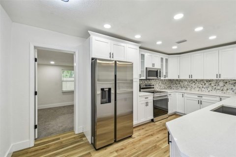 Casa en venta en Tampa, Florida, 3 dormitorios, 117.06 m2 № 1666919 - foto 18