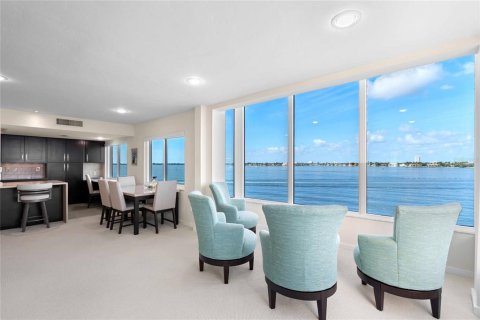 Copropriété à vendre à Sarasota, Floride: 2 chambres, 153.01 m2 № 1908776 - photo 10