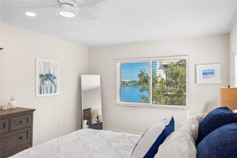 Copropriété à vendre à Sarasota, Floride: 2 chambres, 153.01 m2 № 1908776 - photo 19