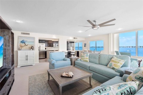 Copropriété à vendre à Sarasota, Floride: 2 chambres, 153.01 m2 № 1908776 - photo 7