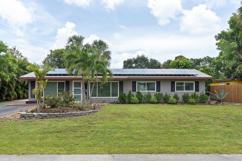 Villa ou maison à Pompano Beach, Floride 3 chambres, 167.87 m2 № 2188735