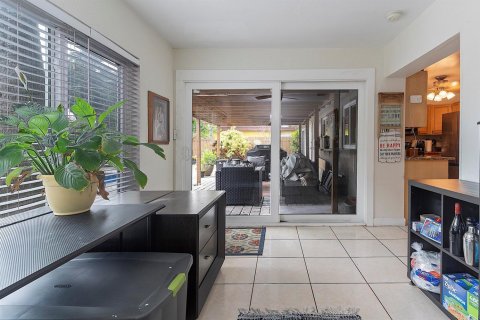 Villa ou maison à vendre à Pompano Beach, Floride: 3 chambres, 167.87 m2 № 2188735 - photo 16