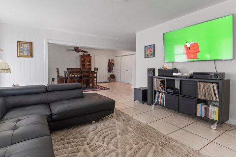 Villa ou maison à vendre à Pompano Beach, Floride: 3 chambres, 167.87 m2 № 2188735 - photo 8