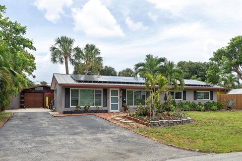 Villa ou maison à vendre à Pompano Beach, Floride: 3 chambres, 167.87 m2 № 2188735 - photo 2
