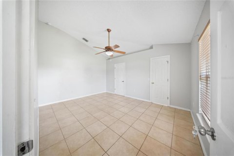 Villa ou maison à louer à Deltona, Floride: 3 chambres, 150.5 m2 № 2425972 - photo 15