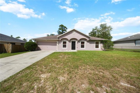Villa ou maison à Deltona, Floride 3 chambres, 150.5 m2 № 2425972