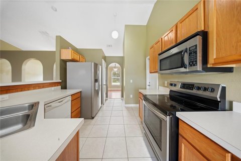 Villa ou maison à louer à Deltona, Floride: 3 chambres, 150.5 m2 № 2425972 - photo 6