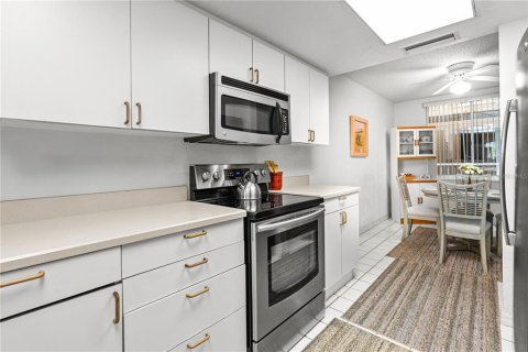 Copropriété à vendre à Daytona Beach Shores, Floride: 2 chambres, 130.06 m2 № 1816304 - photo 7