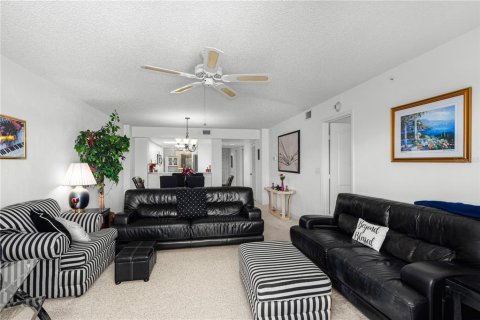 Copropriété à vendre à Daytona Beach Shores, Floride: 2 chambres, 130.06 m2 № 1816304 - photo 17