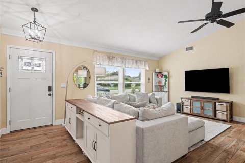 Villa ou maison à vendre à Sarasota, Floride: 3 chambres, 124.12 m2 № 2415129 - photo 5