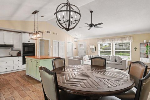 Villa ou maison à vendre à Sarasota, Floride: 3 chambres, 124.12 m2 № 2415129 - photo 11