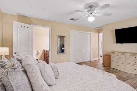 Villa ou maison à vendre à Sarasota, Floride: 3 chambres, 124.12 m2 № 2415129 - photo 15