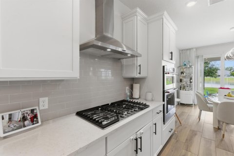 Casa en venta en Lake Worth, Florida, 5 dormitorios, 272.2 m2 № 2384569 - foto 7
