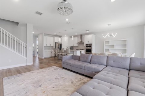Casa en venta en Lake Worth, Florida, 5 dormitorios, 272.2 m2 № 2384569 - foto 12