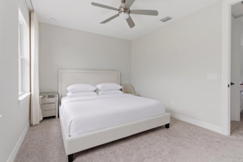 Casa en venta en Lake Worth, Florida, 5 dormitorios, 272.2 m2 № 2384569 - foto 24