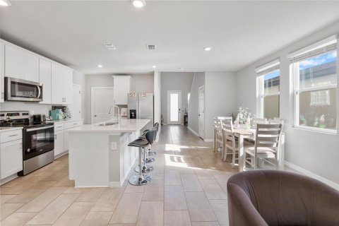 Villa ou maison à vendre à Clermont, Floride: 4 chambres, 201.41 m2 № 1577354 - photo 17