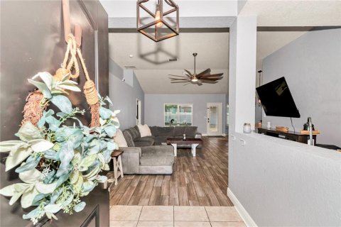 Villa ou maison à vendre à Ocala, Floride: 4 chambres, 220.55 m2 № 2295118 - photo 5