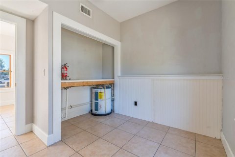 Commercial property in New Smyrna Beach, Florida 165.27 sq.m. № 1722728 - photo 14